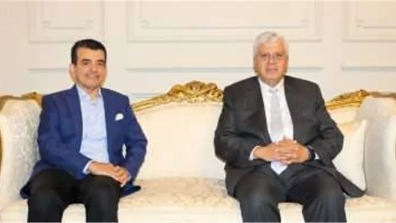 وزير التعليم العالي يناقش مستجدات الشراكة مع مدير عام منظمة العالم الإسلامي