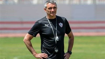 كارتيرون يكشف برنامج الزمالك خلال توقف الدوري