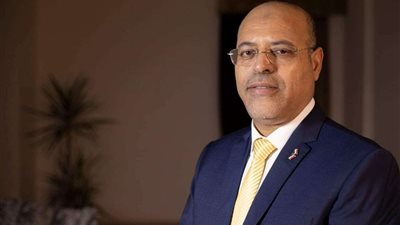 اتحاد عمال مصر يعلن تنظيم مؤتمر عمالي موسع لدعم ترشح الرئيس السيسي...غداً الخميس
