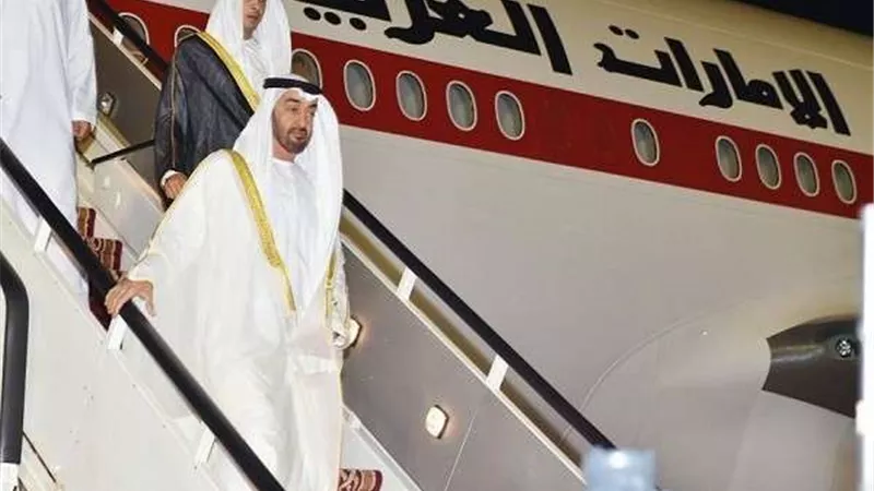 محمد بن زايد يعلق على افتتاح قاعدة 3 يونيو البحرية