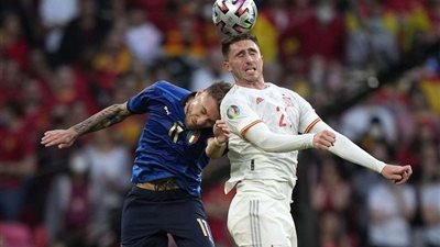 تعليق مثير من مورينيو على تصرف كيليني بنصف نهائي اليورو