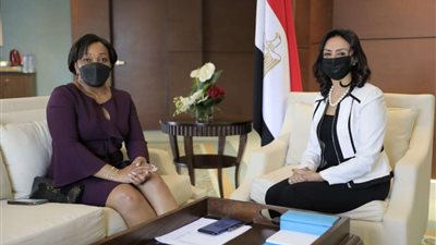 مايا مرسي تلتقي رئيسة منظمة التعاون الإسلامي (صور)