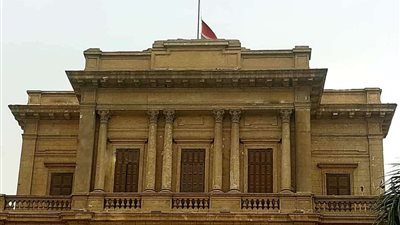 مجلس الشيوخ يُنكس أعلامه حدادًا على ضحايا فلسطين