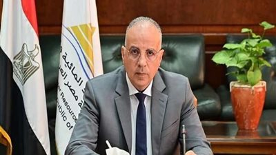 وزير الري يتسلم تقريرا حول موقف منظومة الشكاوى بالوزارة