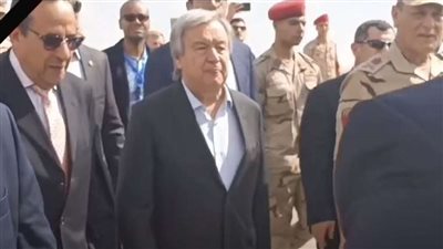 أمين عام الأمم المتحدة يصل مطار العريش