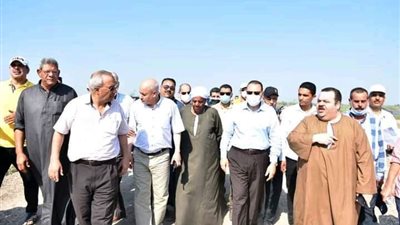 محافظ الشرقية يزور منشأة أبوعمر