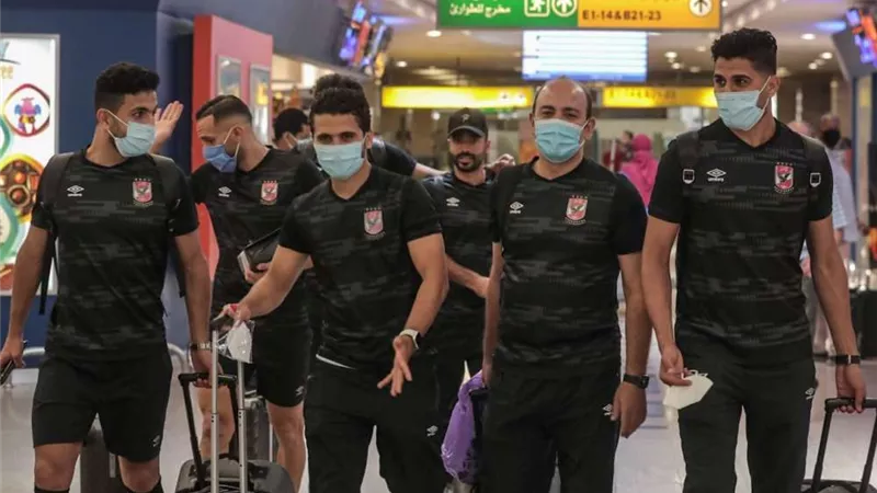 وصول بعثة الأهلي إلى المغرب استعدادًا لمباراة كايزر تشيفز