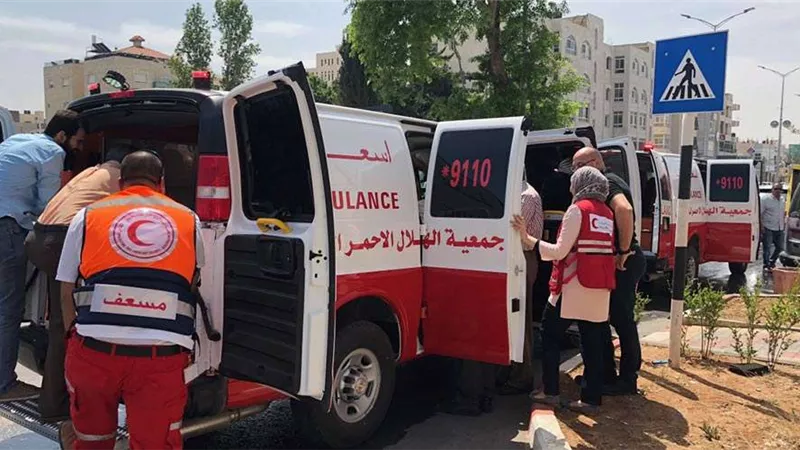 تهديدات إسرائيلية بإجلاء وقصف 24 مستشفى في قطاع غزة.. الهلال الأحمر يكشف التفاصيل