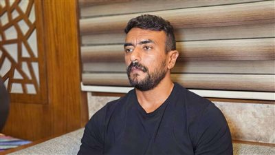 أحمد العوضي يشارك مع «الهلال الأحمر» في نقل المساعدات لقطاع غزة