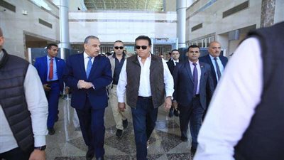 وزير الصحة يتفقد مستشفى الهلال للتأمين الصحي بسوهاج