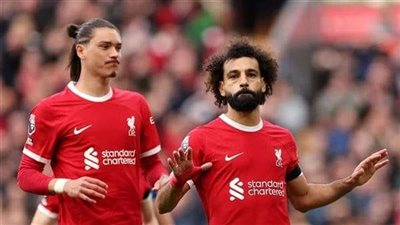 صلاح يضرب إيفرتون بثنائية نظيفة في البريميرليج