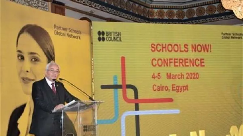 «حجازي»: 70% من طلاب دول العالم المتوسطة لديهم مشاكل في القراءة والكتابة