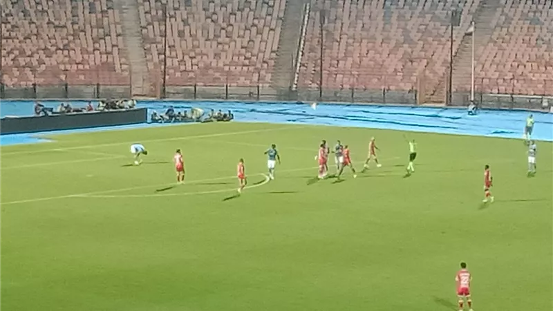 التعادل السلبي يسيطر على الشوط الأول بين بيراميدز ومودرن فيوتشر