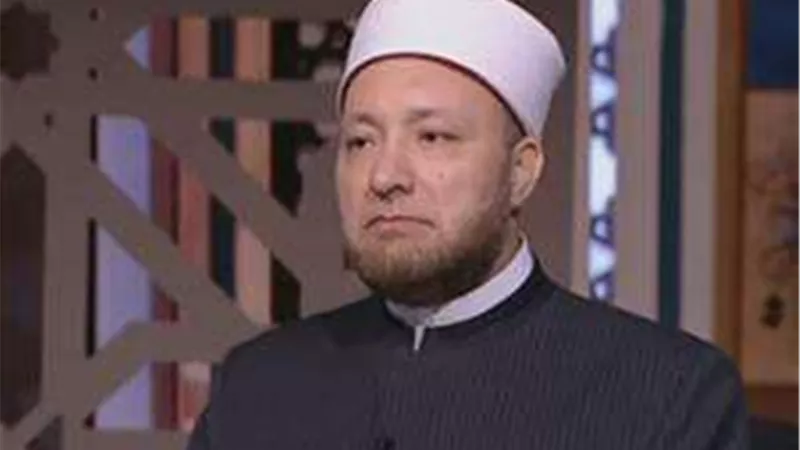 أمين الفتوى: الله لا يسامح آكلي أموال الناس 