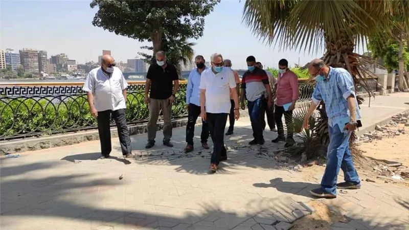 محافظ الجيزة يتفقد أعمال تطوير ورصف شارع البحر الأعظم