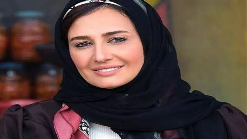أنت ديوث.. نجل الحويني يهاجم نقيب الممثلين بشأن حضن حلا شيحة