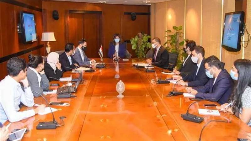 الهجرة: 50 ألف شاب استفاد من برامج توفير البدائل الآمنة للهجرة غير الشرعية