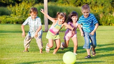 لعبة  جديدة.. طفل كاد أن يتسبب في كارثة أول أيام عيد الأضحى