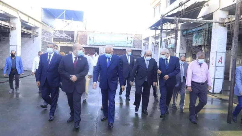 بالصور.. محافظ الجيزة يتفقد مجزر الوراق ويؤكد علي جاهزية