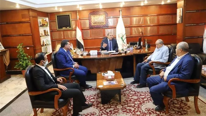 تعيين 885  شاب واستخراج 758 شهادة قياس مستوى المهارة بالإسماعيلية