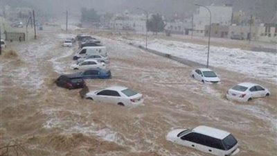 السيول تقطع طريق «سفاجا- قنا» .. وتحرك عاجل من محافظة البحر الأحمر