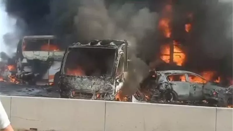 الصحة: ارتفاع ضحايا حادث طريق البحيرة إلى 30 متوفى و60 مصابًا