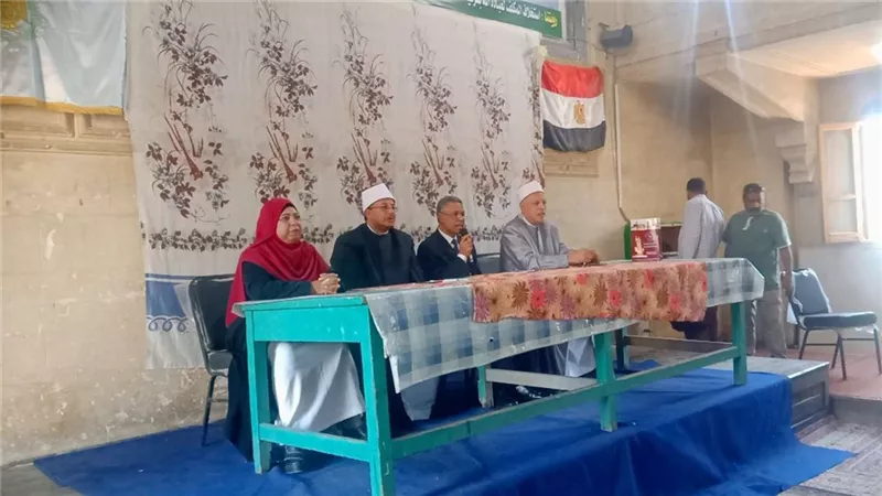 أسيوط تنظم ندوات لطلاب الجامعات لتنمية الوعي السياحي