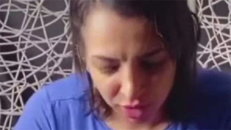 إيحاءات جنسية لكسب الأموال.. بلاغ للنائب العام ضد حساب 