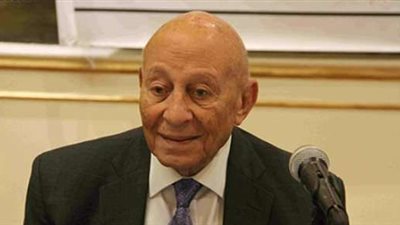وزير الإعلام الأسبق يأجل حفل توقيع مذكراته تضامنا مع فلسطين
