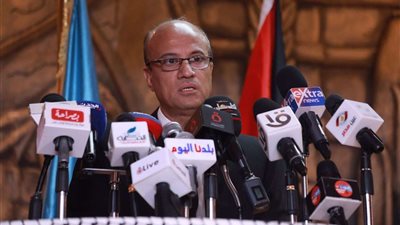 حسين الزناتي يشارك في الندوة الشهرية لـ جمعية الكاتبات المصريات