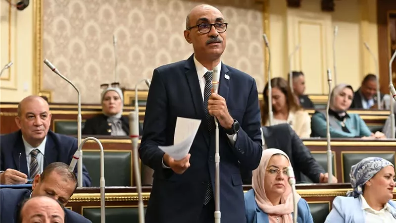 إيهاب منصور: 116 ألف وحدة سكنية منذ 2016 لم يتم تخصيصها