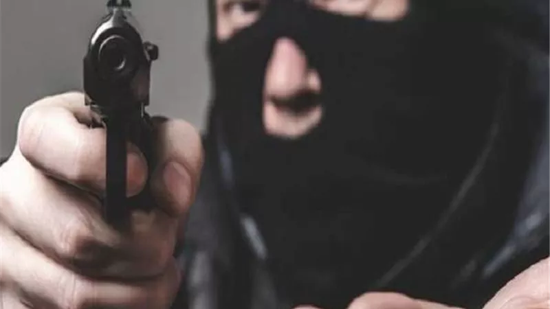 سطو مسلح على متجر مجوهرات شهير فى فرنسا