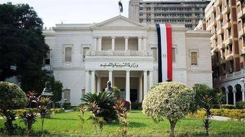 التربية التعليم تعلن عن مسابقة دينية لطلاب الإعدادية.. تعرف على الشروط