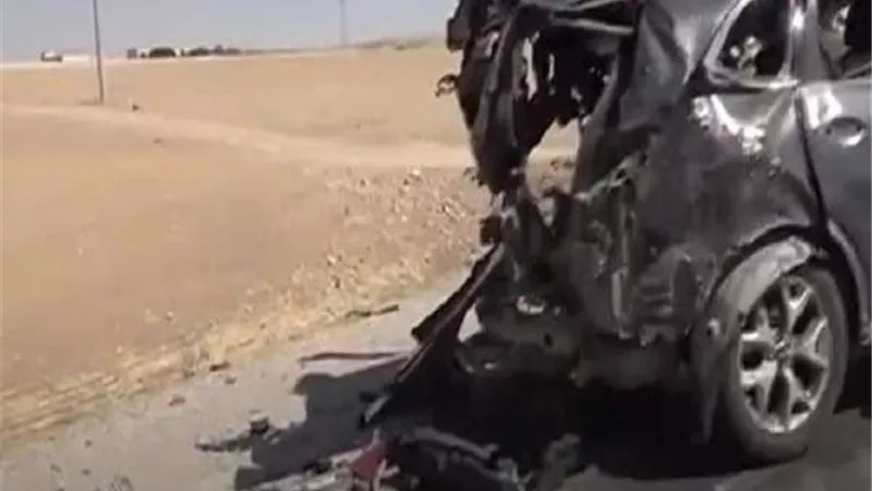 طائرة تركية بدون طيار تستهدف سيارتين في حلب شمال سوريا.. فيديو