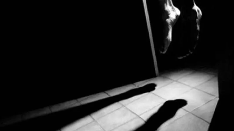 خفير يطلق النار على نفسه بالتبين بسبب مروره بأزمة نفسية
