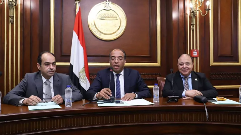 «صحة الشيوخ» تناقش إنشاء مستشفى متخصص لعلاج الأمراض النفسية بقنا