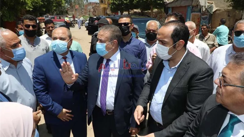 بطول 16 كم.. محافظ المنوفية يتفقد محور 