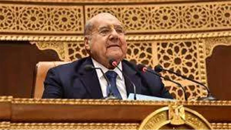 برلماني: دراسة الكربون ركزت على الإيجابيات الخاصة بمصادر الطاقة النظيفة