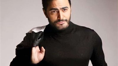 برعاية تامر حسني .. صلح الفنان دياب مع نصر محروس