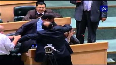 القضاء التونسي: تورط أكثر من 30 نائبا في قضايا شيكات بلا رصيد