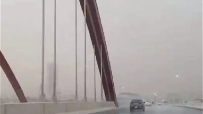 سقوط أمطار رعدية على مناطق معينة بالبلاد.. تعرف عليها