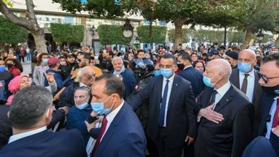 تحركات مريبة للأخوان في تونس.. والرئيس يزور الحرس الوطني