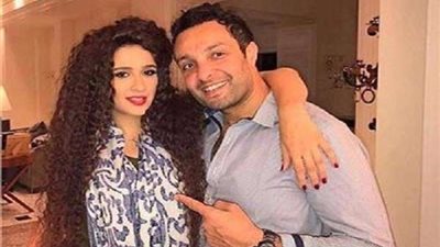 بكلمات الرقية الشرعية.. شقيق ياسمين عبد العزيز يدعو لها