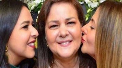 كلمات مؤثرة من الراحلة دلال عبد العزيز عن زوجي ابنتيها قبل الوفاة.. فيديو