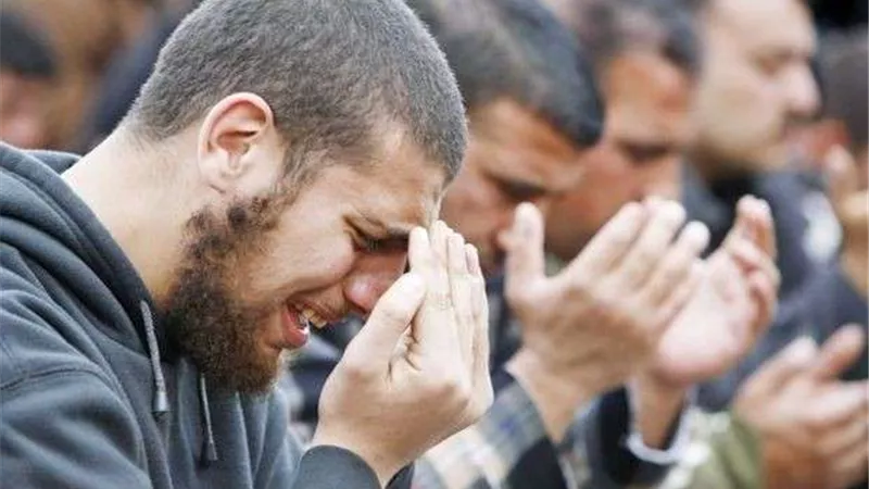 ما حكم من زنى بامرأة ثم تزوجها؟.. أمين الفتوى يوضح
