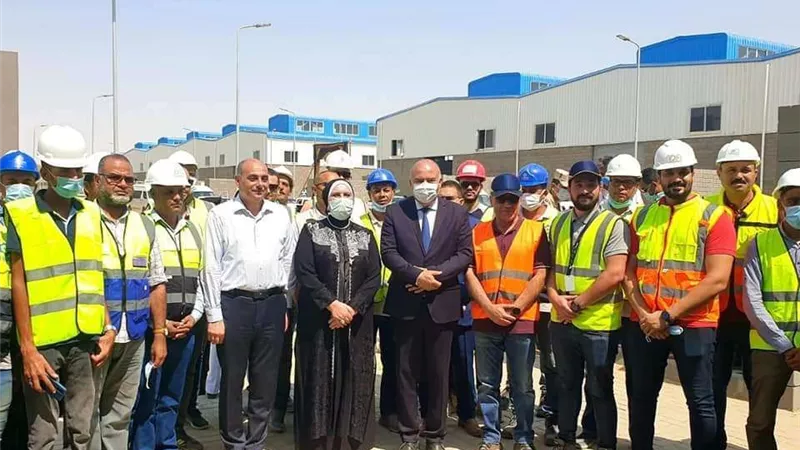 نيفين جامع: الانتهاء من إنشاء مجمع الصناعات الصغيرة والمتوسطة بقنا
