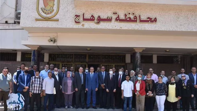 الحكومة تتابع الموقف التنفيذي لبرنامج التنمية المحلية بسوهاج وقنا وخطة إطلاقه بالمنيا وأسيوط