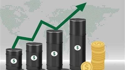 ارتفاع أسعار النفط بعد خفض إمدادات روسيا الطاقة السعودية: ارتفاع أسعار النفط بعد خفض إمدادات روسيا والرياض