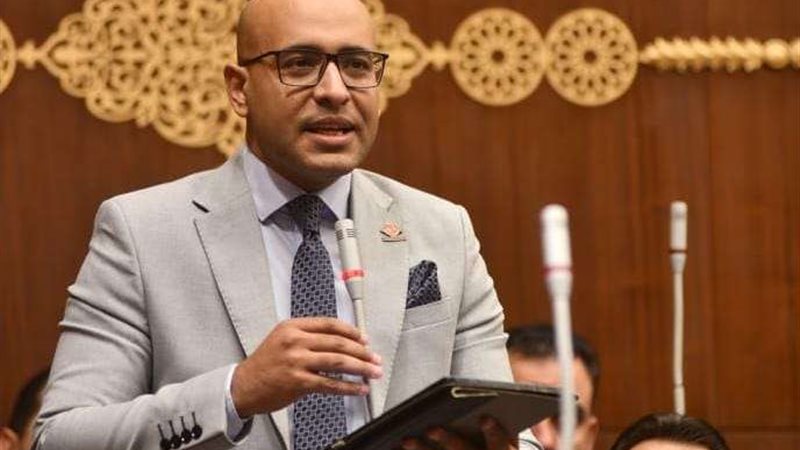  النائب علاء مصطفى