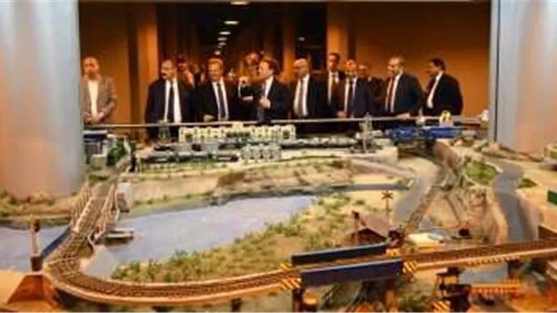 وزير النقل المغربي ورئيس هيئة السكة الحديد يبحثان التعاون بين البلدين
